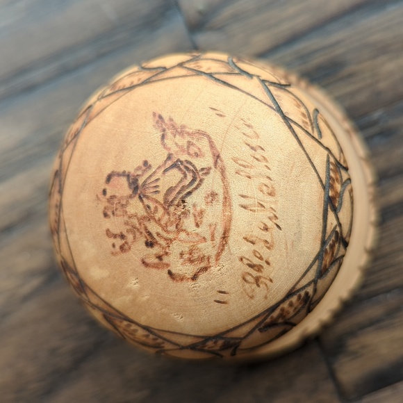 Miniature Tea Set With - Picture 9 of 11